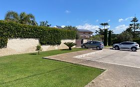 Alloggio Turistico Villa Camelia Lavinio